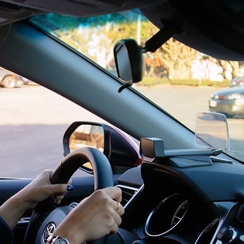 DriveSight – Stay Focused and Safe with Wireless Charging HUD - Image 4
