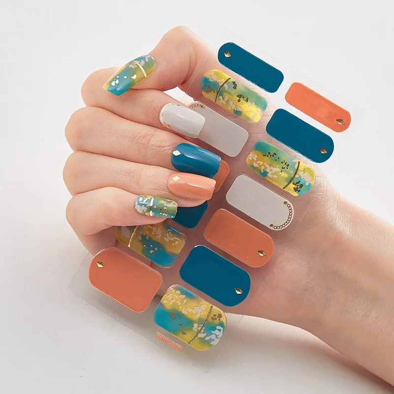 GlitzNail – Christmas Nails in Minutes, No Salon Needed - Image 32
