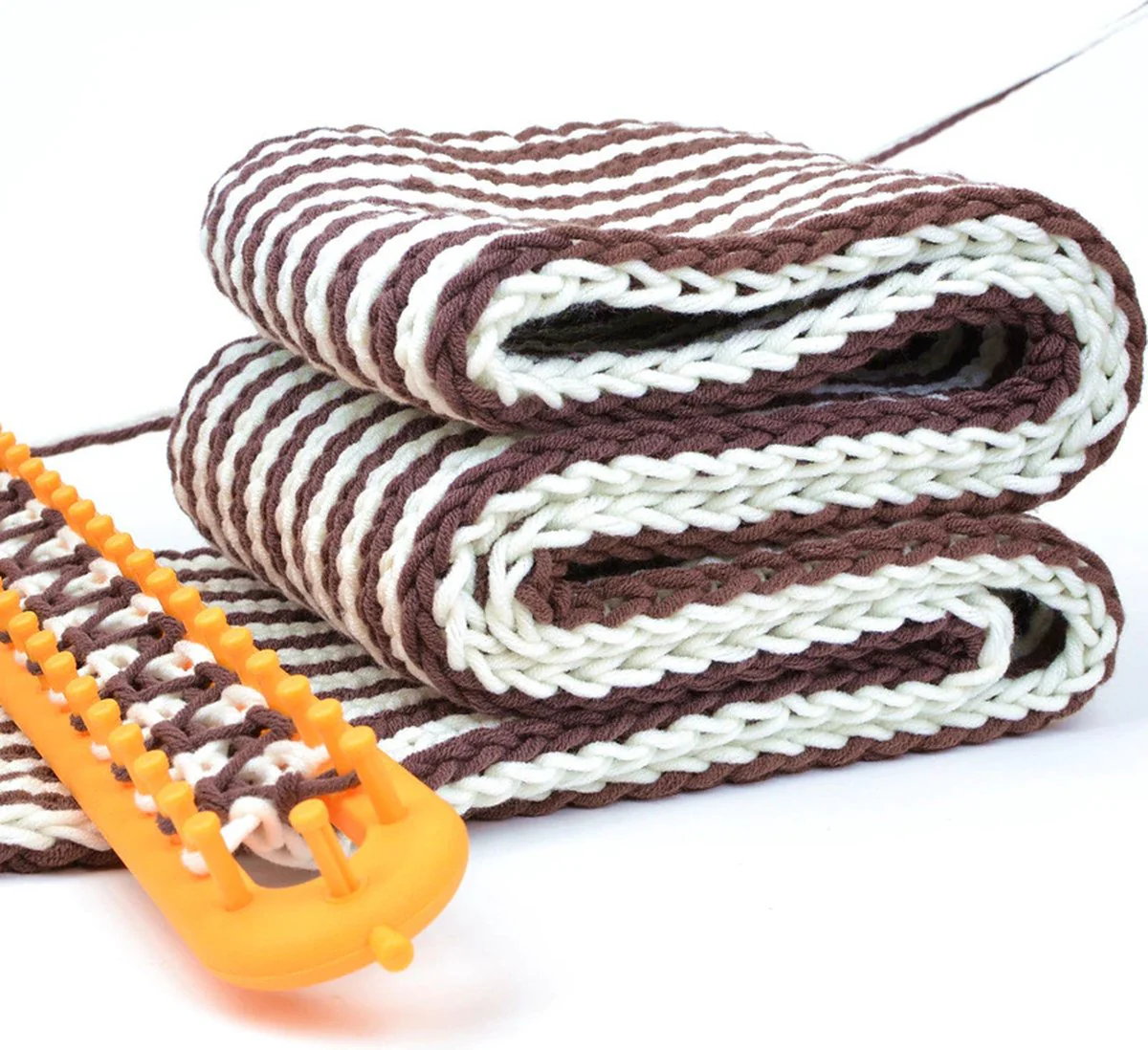 InfiLoop – Knit beautiful, knot-free creations quickly and easily - Image 12