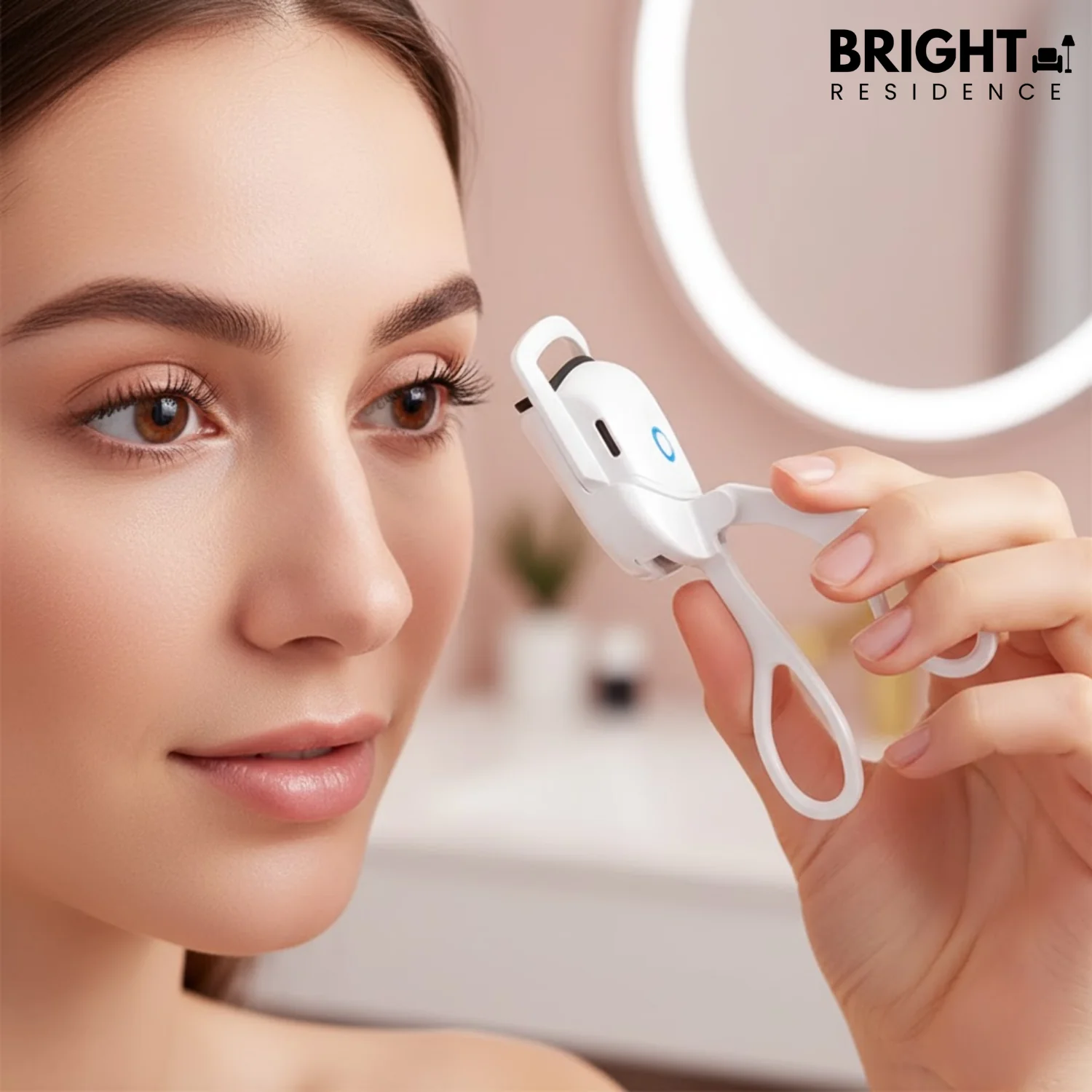 LashLuxe – Perfectly Curved Eyelashes in Seconds - Image 2