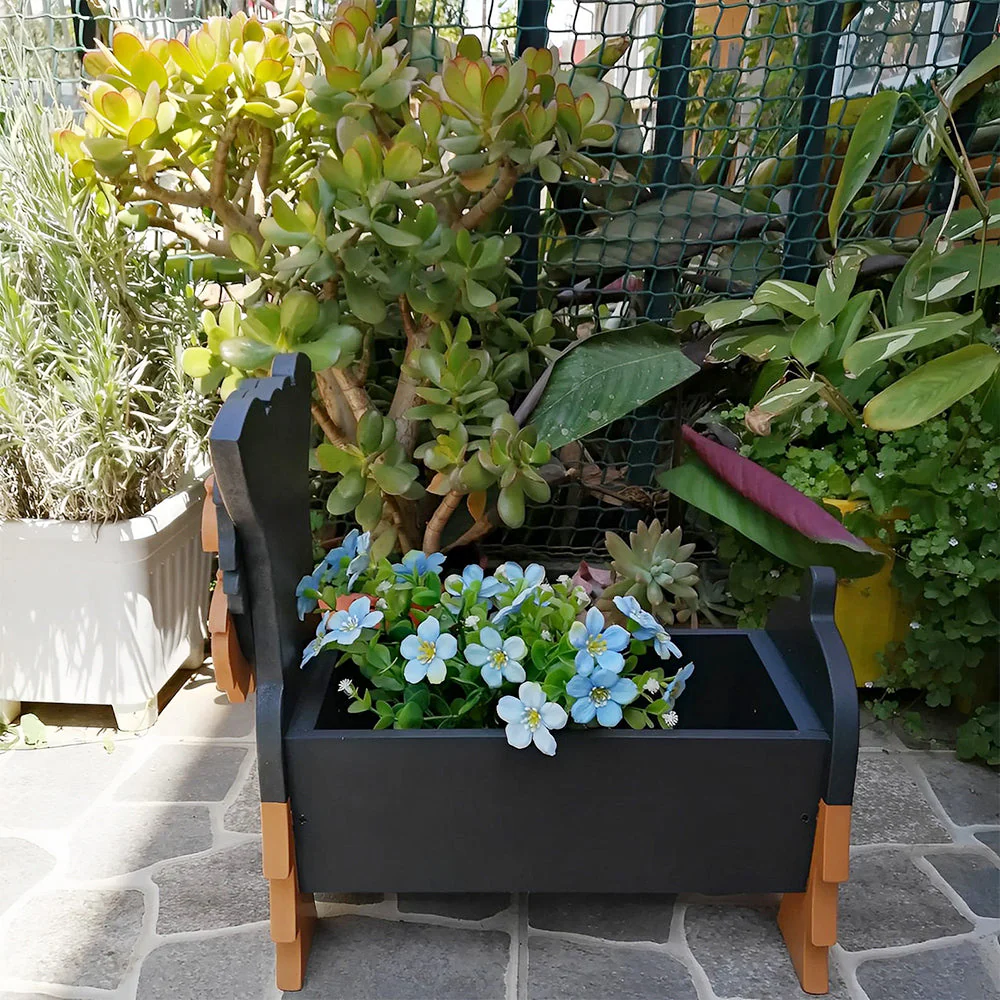 PawPlanter - The stylish flower pot for dog lovers - Image 7