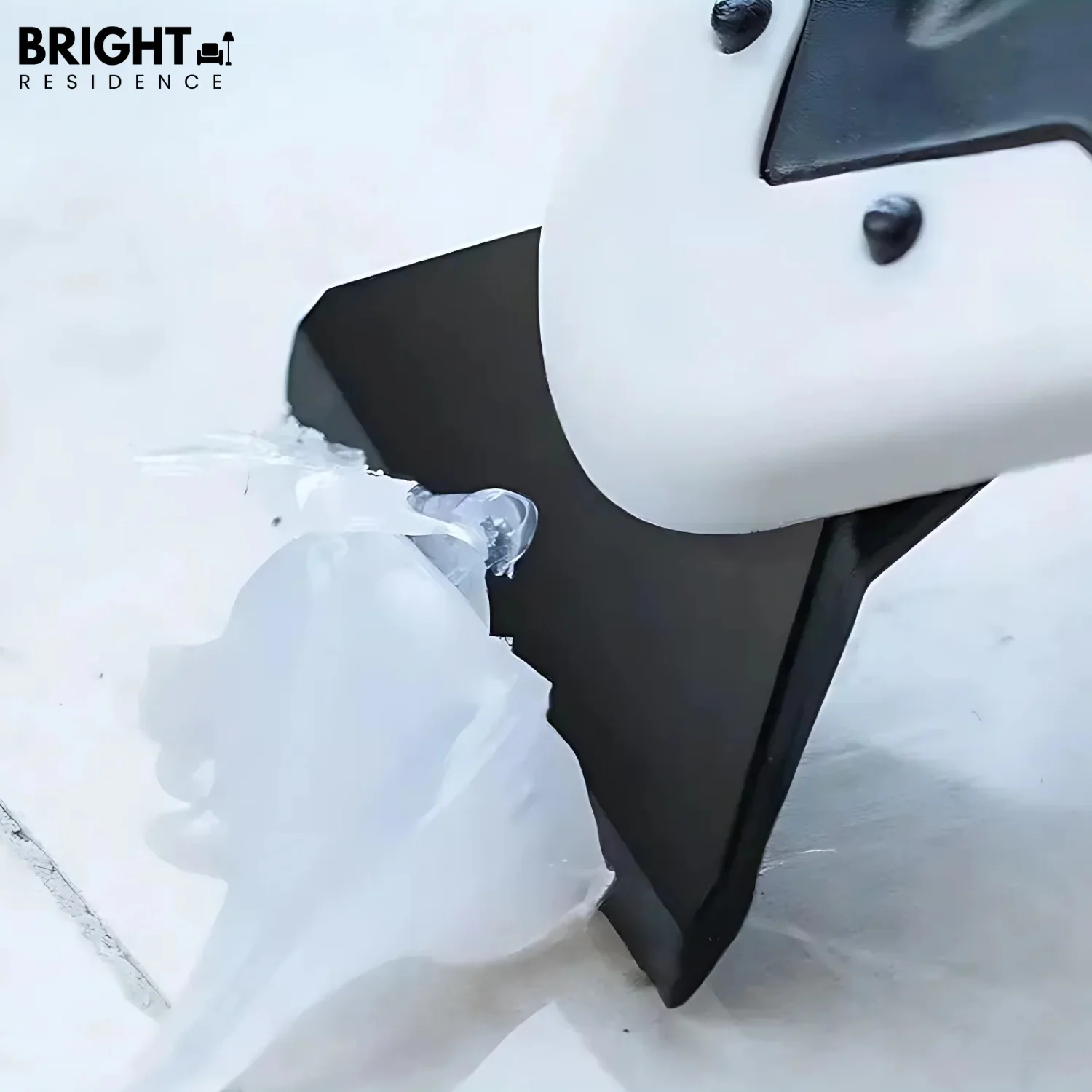 SealProKit - old silicone out, new seal in! - Image 5