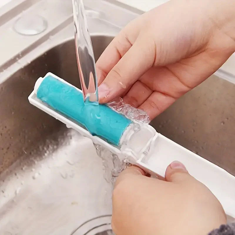 1+1 FREE | StickyRoll – Instantly Removes Pet Hair and Lint from Any Fabric - Image 2