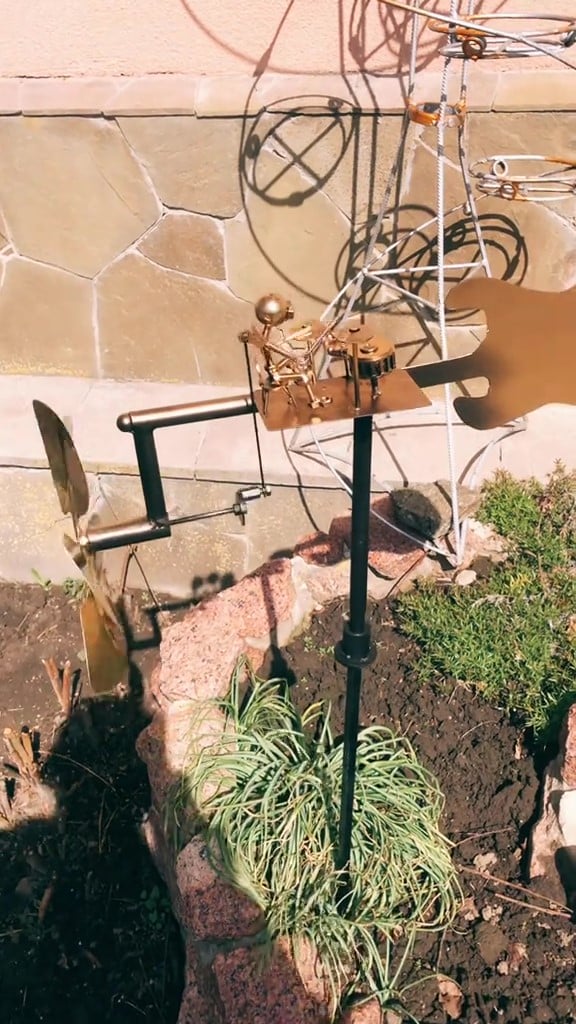 WindMelody – Add Musical Movement to Your Outdoor Space - Image 3